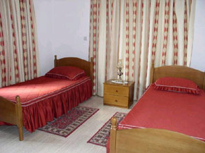 twin beds
