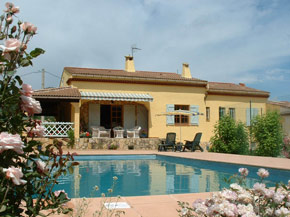 Holiday villa with pool