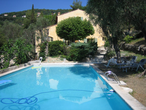Grasse villa with pool