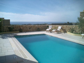 villa pool