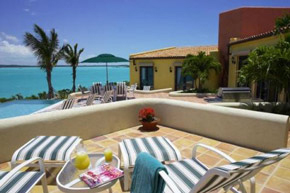Caribbean villa with pool