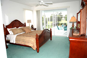 villa bedroom