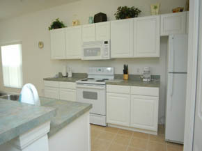 florida villa kitchen